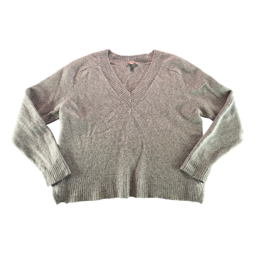 Lilla P Merino Wool V-Neck Sweater Size Large Gray Rib Knit Classic Quiet Luxury